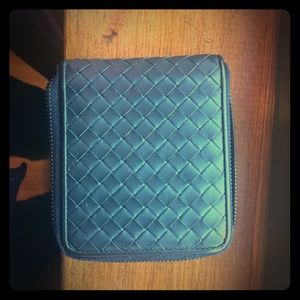 100% Authentic Bottega Veneta wallete